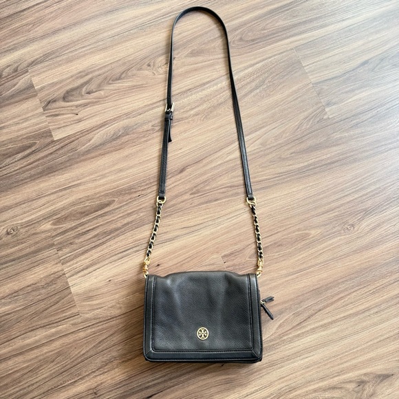 Tory Burch Handbags - Tory Burch Black Leather Chain Strap Crossbody